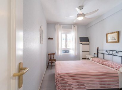 Appartement · Herverkoop - Orihuela Costa · Campoamor · Alicante · Spanje
