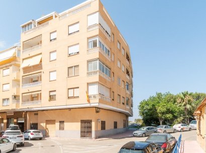 Appartement · Herverkoop - Torrevieja · La Mata pueblo · Alicante · Spanje