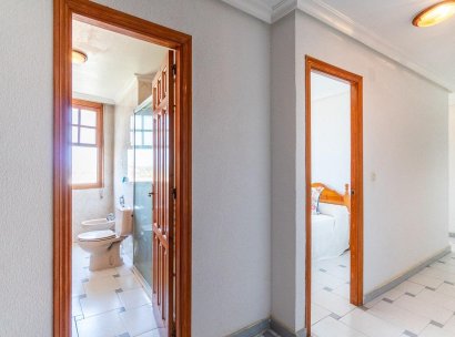 Appartement · Herverkoop - Torrevieja · La Mata pueblo · Alicante · Spanje