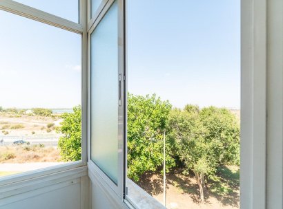 Appartement · Herverkoop - Torrevieja · La Mata pueblo · Alicante · Spanje