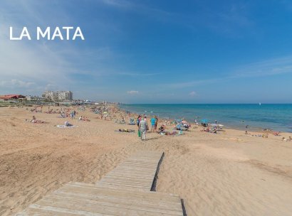 Appartement · Herverkoop - Torrevieja · La Mata pueblo · Alicante · Spanje