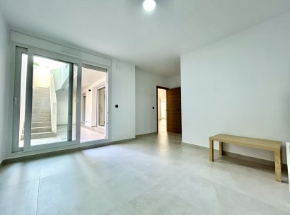 Villa · Herverkoop - Algorfa · Alicante · Spanje