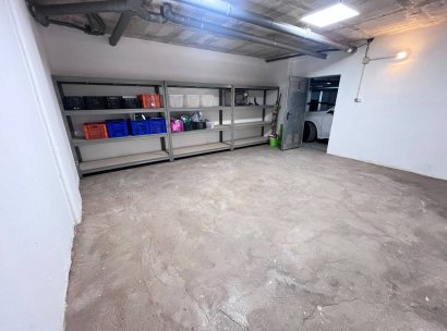 Parkering · Återförsäljning - Torrevieja · Alicante · Spanien