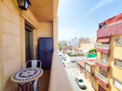 Appartement · Herverkoop - Torrevieja · Alicante · Spanje
