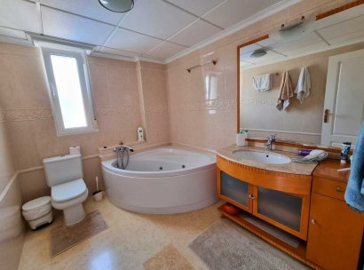 Villa · Återförsäljning - Torrevieja · La Mata · Alicante · Spanien