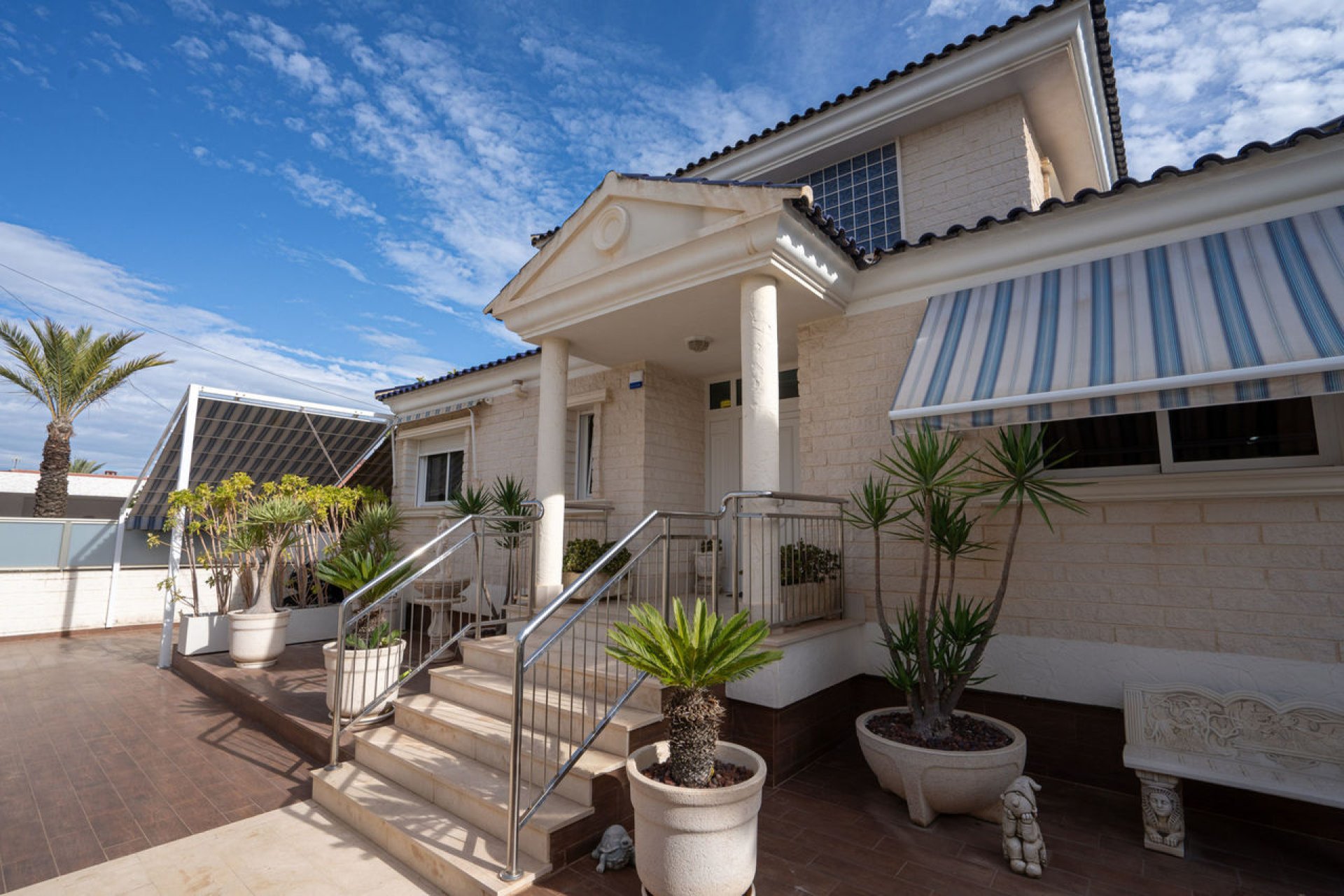 Resale - Villa - Torrevieja - Costa Blanca South