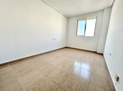Appartement · Herverkoop - Torrevieja · Alicante · Spanje