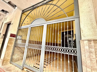 Appartement · Herverkoop - Torrevieja · Alicante · Spanje