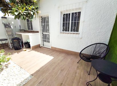 Radhus · Återförsäljning - Orihuela Costa · Playa Flamenca · Alicante · Spanien