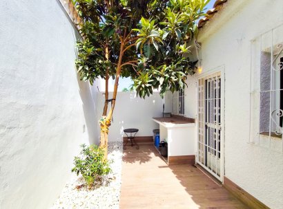 Radhus · Återförsäljning - Orihuela Costa · Playa Flamenca · Alicante · Spanien