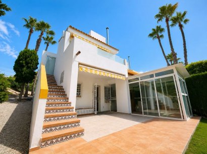 Villa · Herverkoop - Orihuela Costa · Villamartín · Alicante · Spanje