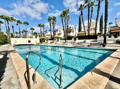 Villa · Herverkoop - Orihuela Costa · Villamartín · Alicante · Spanje