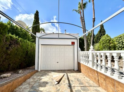 Villa · Herverkoop - Orihuela Costa · Villamartín · Alicante · Spanje