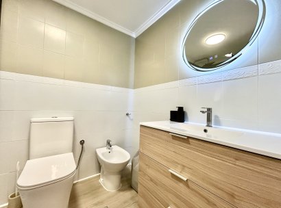 Appartement · Herverkoop - Torrevieja · Alicante · Spanje