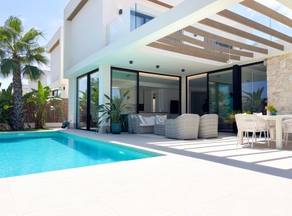 Villa · Resale - Cabo Roig · Alicante · Spain