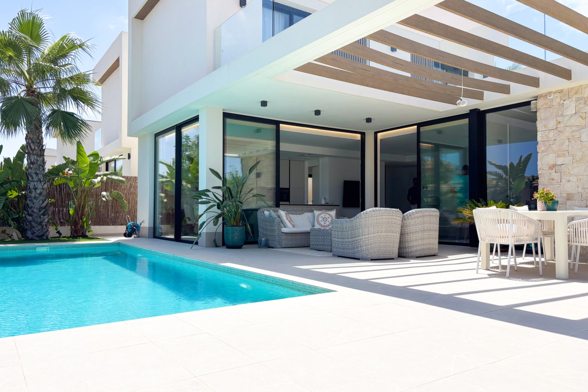 Resale - Villa - Cabo Roig - Costa Blanca South
