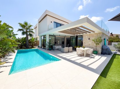 Villa · Resale - Cabo Roig · Alicante · Spain