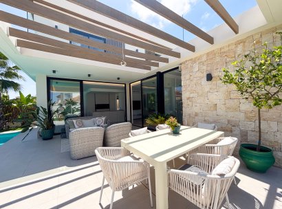 Villa · Resale - Cabo Roig · Alicante · Spain
