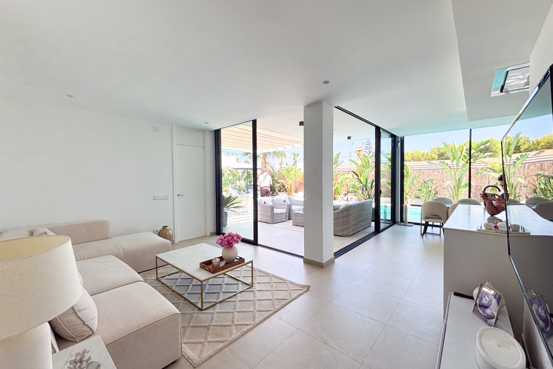 Resale - Villa - Cabo Roig - Costa Blanca South