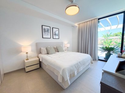 Villa · Resale - Cabo Roig · Alicante · Spain