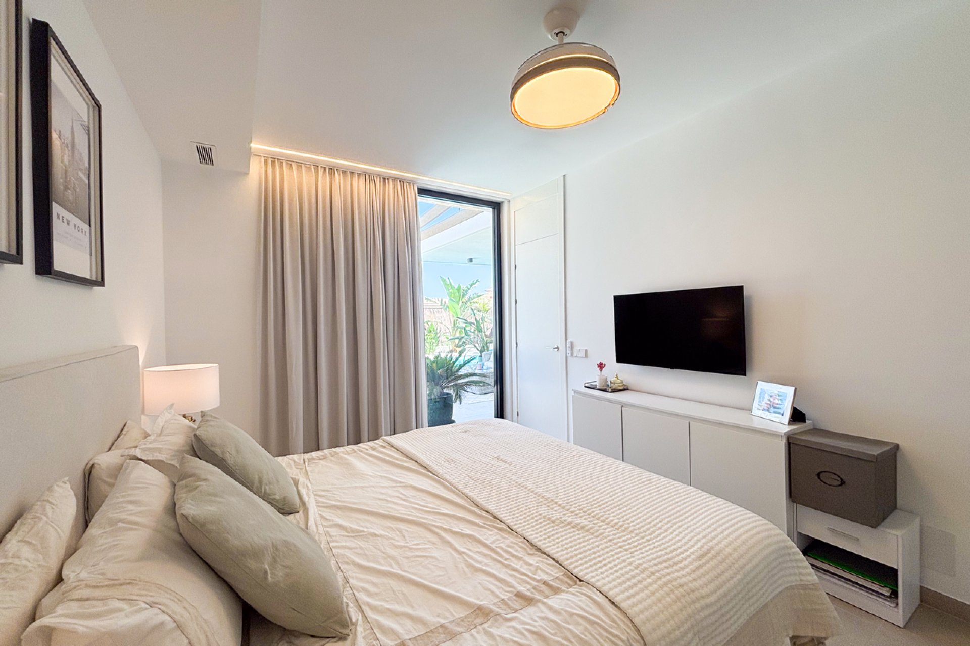 Resale - Villa - Cabo Roig - Costa Blanca South