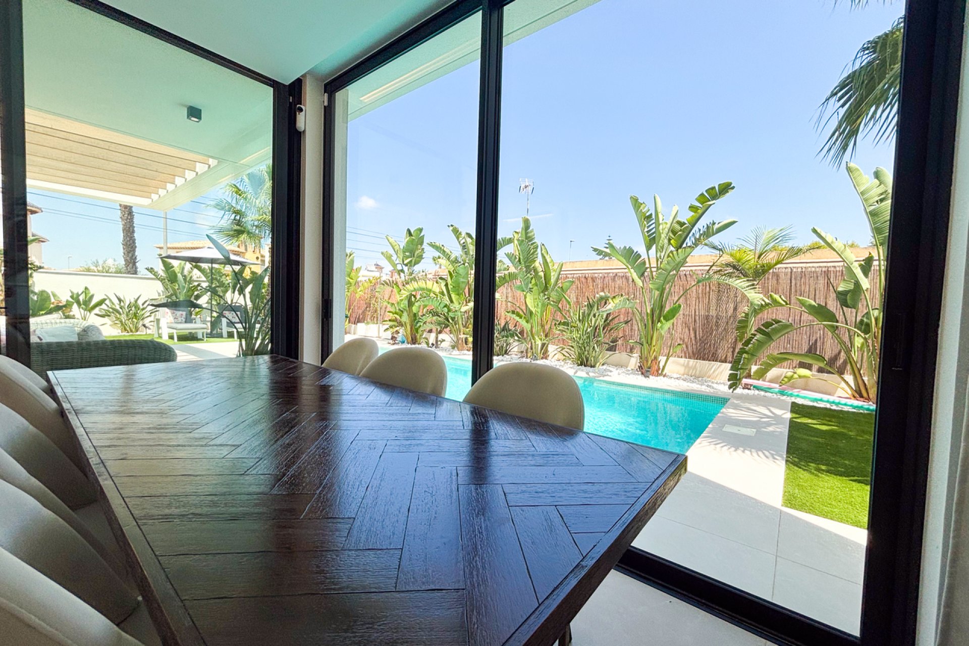 Resale - Villa - Cabo Roig - Costa Blanca South