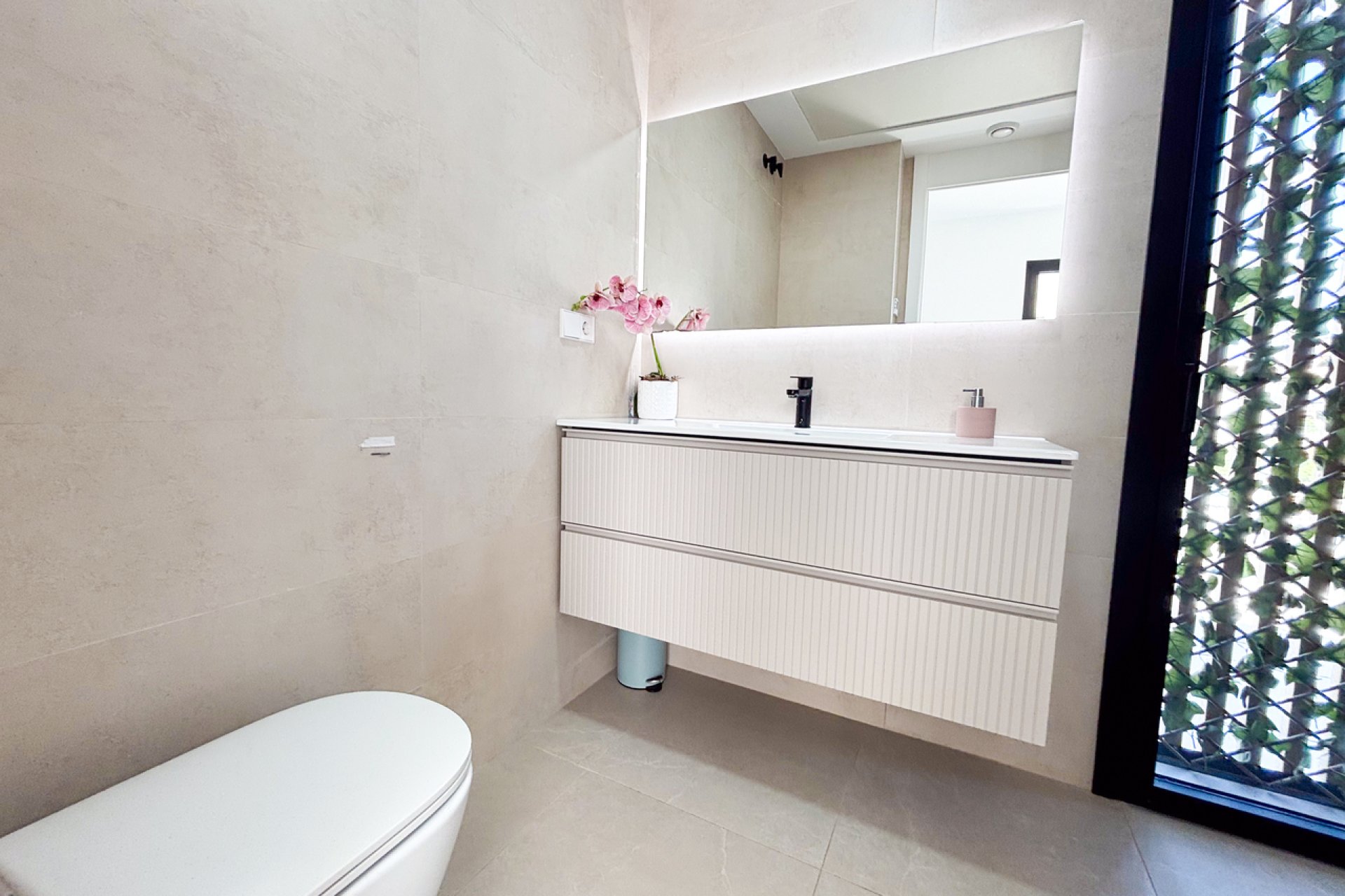 Resale - Villa - Cabo Roig - Costa Blanca South