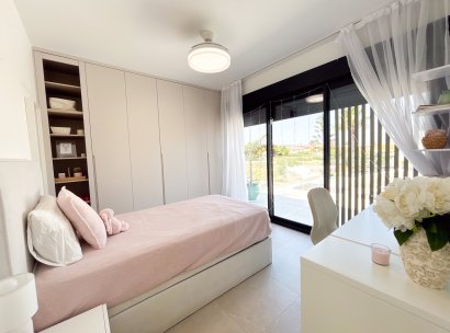 Villa · Resale - Cabo Roig · Alicante · Spain