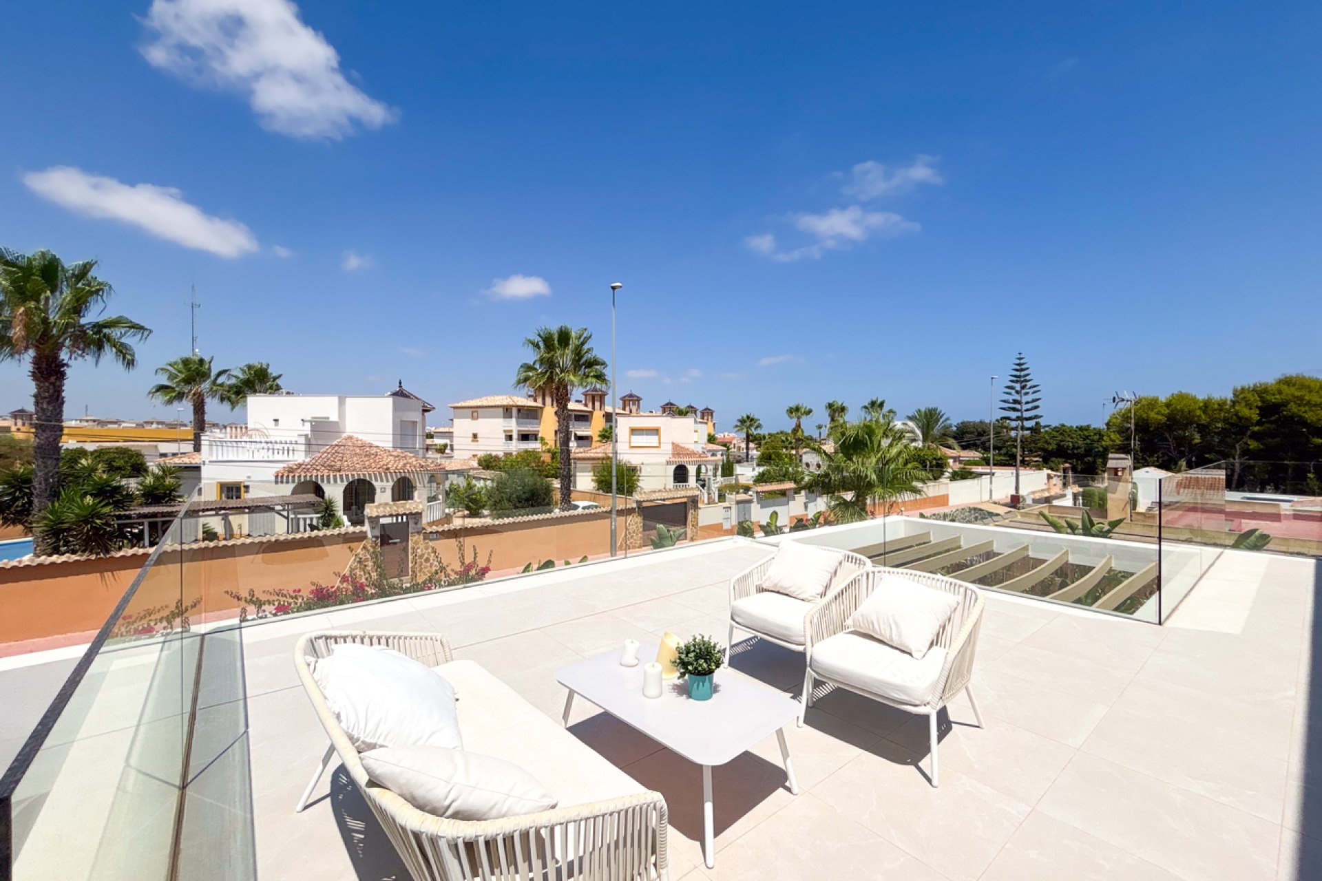 Resale - Villa - Cabo Roig - Costa Blanca South