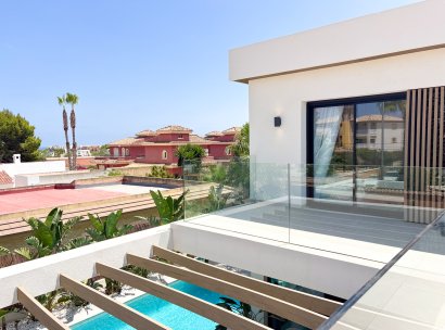 Villa · Resale - Cabo Roig · Alicante · Spain