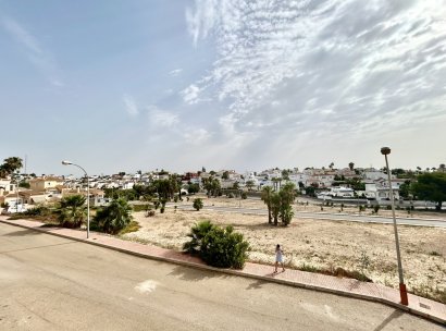 Villa · Återförsäljning - Orihuela Costa · Villamartín · Alicante · Spanien