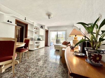 Apartment · Resale - Punta Prima · Alicante · Spain
