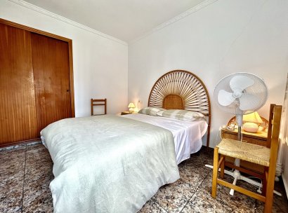 Apartment · Resale - Punta Prima · Alicante · Spain