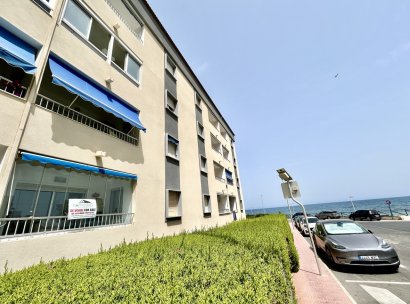 Apartment · Resale - Punta Prima · Alicante · Spain