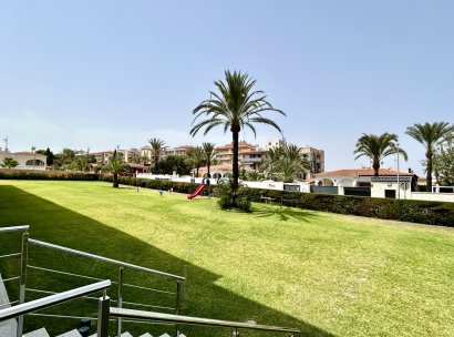 Apartment · Resale - Punta Prima · Alicante · Spain
