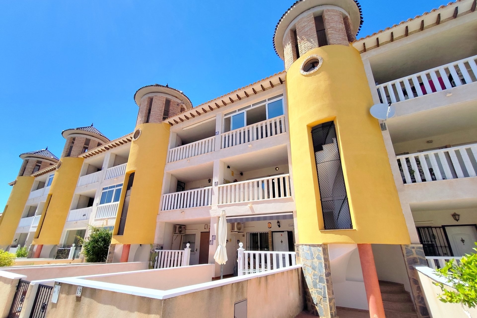 Resale - Apartment - Orihuela Costa - Costa Blanca South