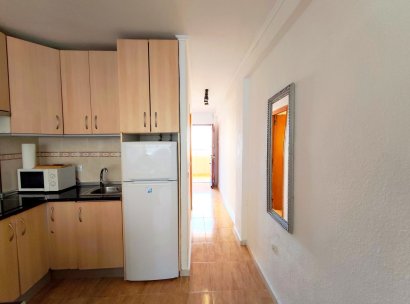 Appartement · Herverkoop - Torrevieja · La Mata · Alicante · Spanje