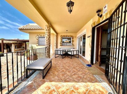 Villa · Herverkoop - Orihuela Costa · La Zenia · Alicante · Spanje