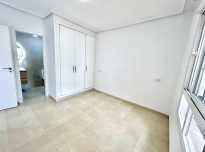 Apartment · Resale - Orihuela Costa · Villamartín · Alicante · Spain
