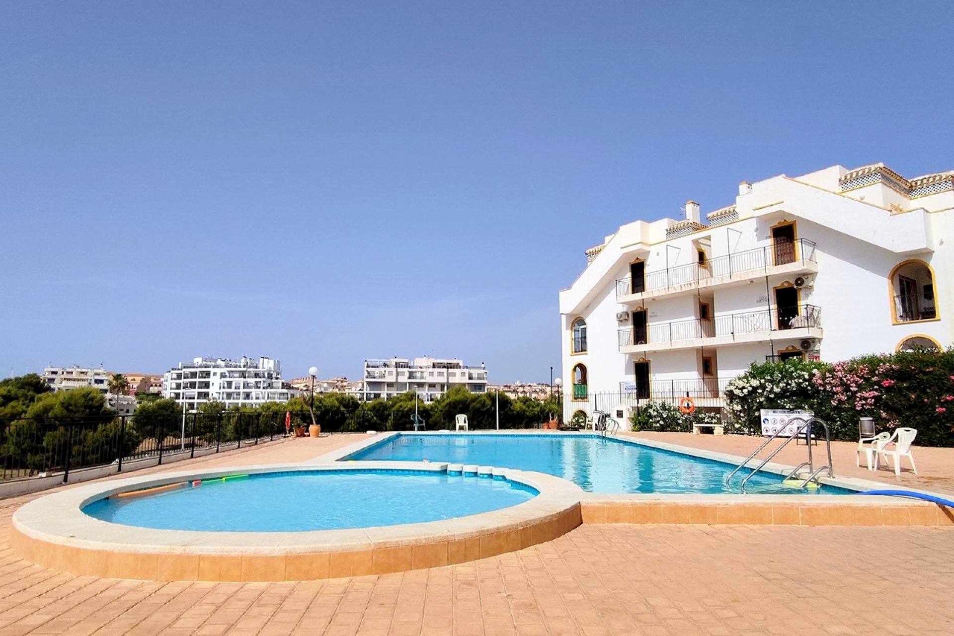 Resale - Apartment - Orihuela Costa - Costa Blanca South