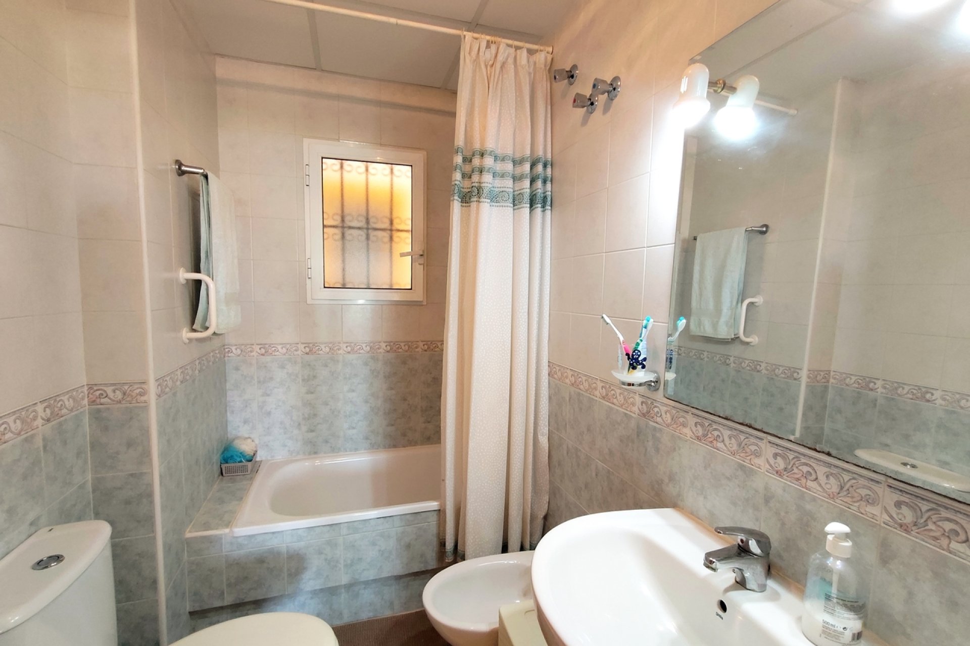 Resale - Apartment - Orihuela Costa - Costa Blanca South