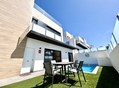 Villa · Herverkoop - Orihuela Costa · Villamartín · Alicante · Spanje