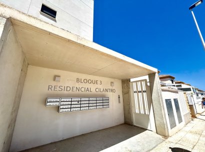 Appartement · Herverkoop - Orihuela Costa · Los Dolses · Alicante · Spanje