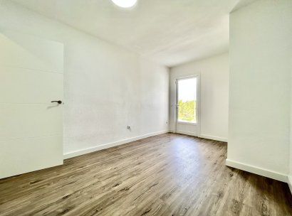 Apartment · Resale - Orihuela Costa · Villamartín · Alicante · Spain