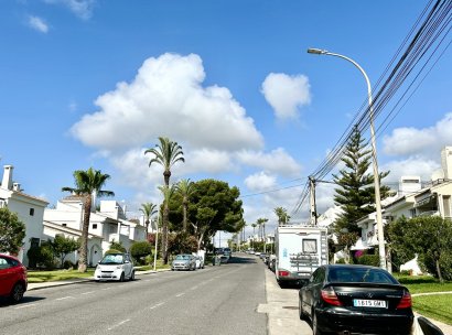 Apartment · Resale - Orihuela Costa · Villamartín · Alicante · Spain