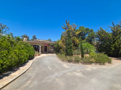 Villa · Återförsäljning - Elche · Alicante · Spanien