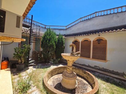 Villa · Återförsäljning - Elche · Alicante · Spanien