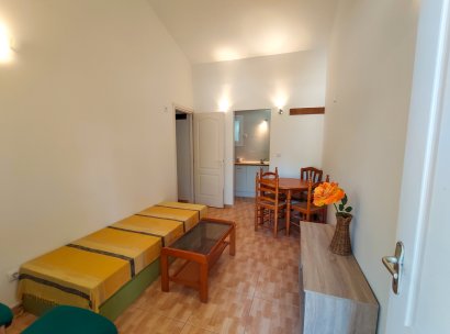 Villa · Återförsäljning - Elche · Alicante · Spanien