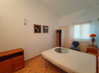 Villa · Återförsäljning - Elche · Alicante · Spanien