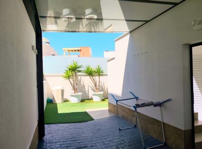 Villa · Herverkoop - San Miguel de Salinas · Alicante · Spanje